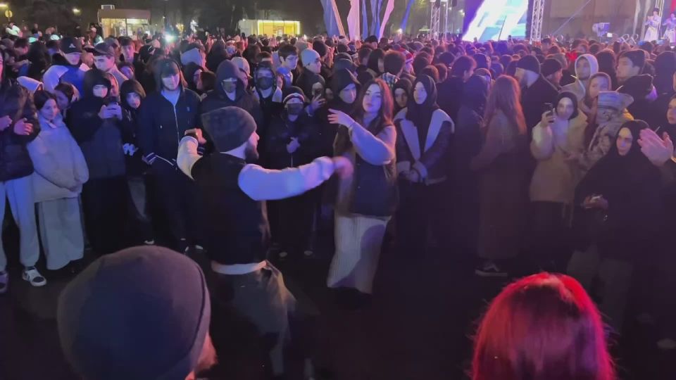 ����� ������ � �����- ��������� �� �������