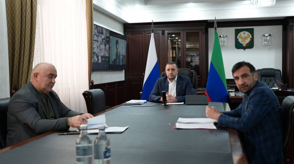 ������� ��������� ������ ������� � ���������� ��������� ������������ ��