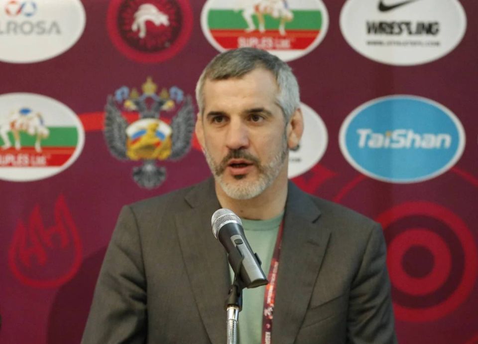 ������ ������������� �����-��������� ��������� �������� ������� ����� � �����������