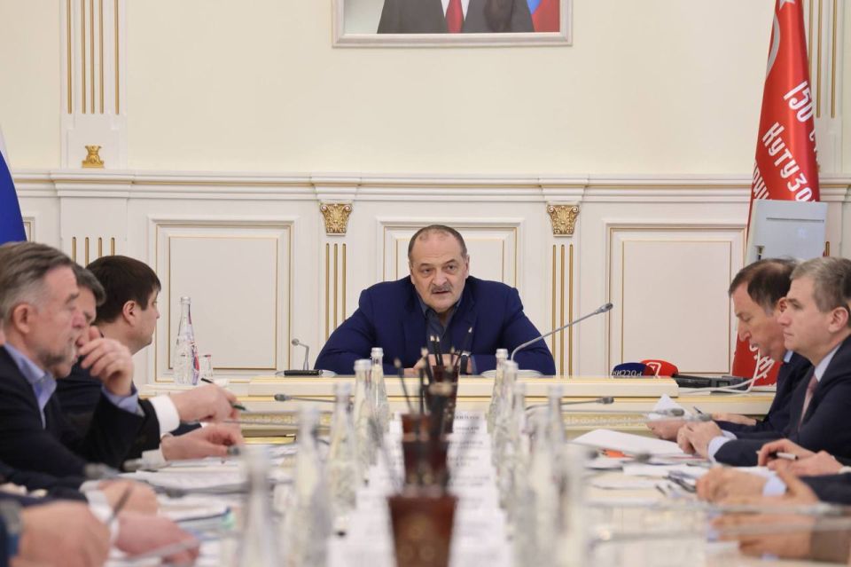 ��������� ������� ���������� � ��� ���� ����� ��������, � ������ ������� �� ������� � ���������� ���������� ��� ����ϻ