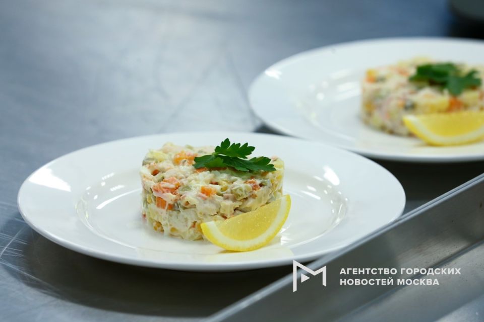 Роспотребнадзор вводит стандарты для готовой еды на рынке России