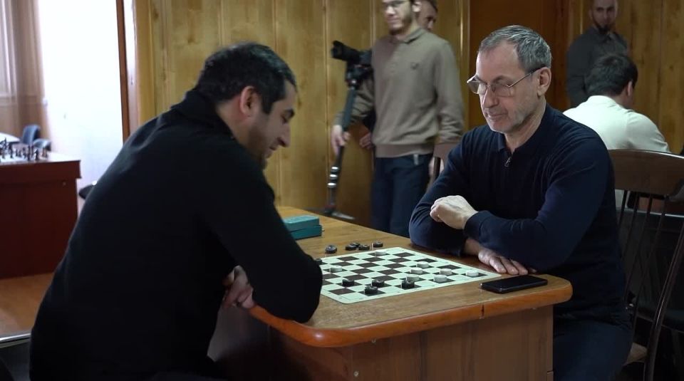 � ������������� ��������� ��������� ��������� ��������� �� �������� � ������, ������������ �� ��� ��������� ���������