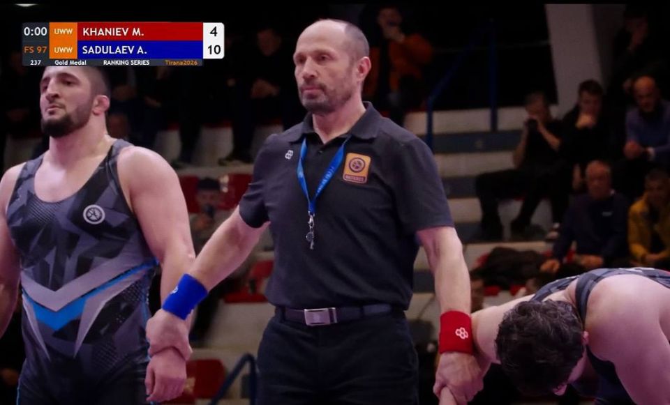 Садулаев победил Ханиева на турнире в Албании - 10:4, получив право представить Россию на апрельском чемпионате Европы
