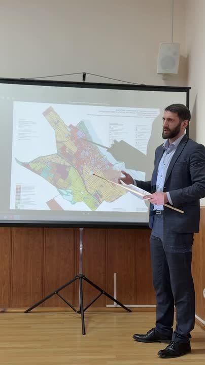 В рамках сессии депутаты рассмотрели третий вопрос о внесении изменений в Генеральный план городского округа «город Каспийск»