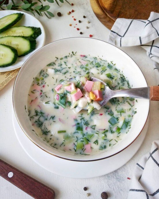 Как сделать окрошку на кефире: освежающий рецепт весеннего угощения