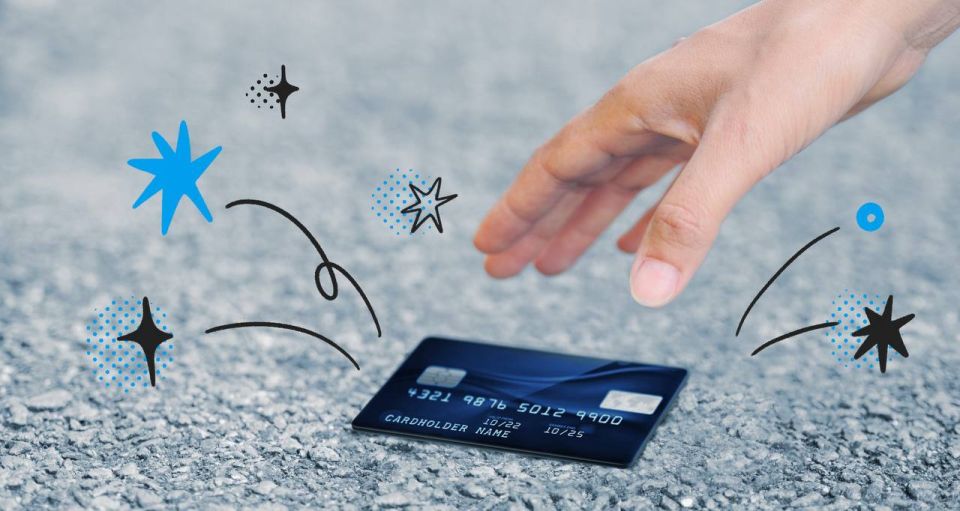 В Махачкале будут судить подростка, который в январе у дома по ул. Магомедтагирова нашел утерянную банковскую карту и присвоил ее себе