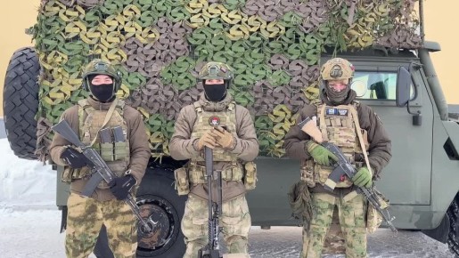 «Делаем всё, чтобы у нашей страны было светлое будущее. Победа будет за нами!» – участники СВО с передовой поблагодарили за организацию выставки «Поколение Героев»