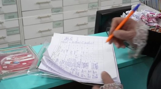 В Махачкале на проспекте Акушинского продолжаются мероприятия по проверке объектов предпринимательства, выявлению нелегальной деятельности и постановке на налоговый учет