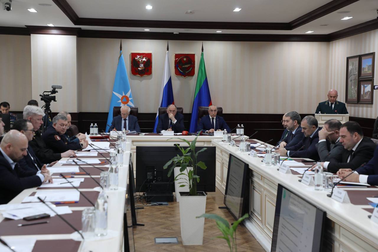 В Дагестане создана диспетчерская служба для приема информации о возгораниях в лесу В Дагестане создана диспетчерская служба для приема информации о возгораниях в лесу