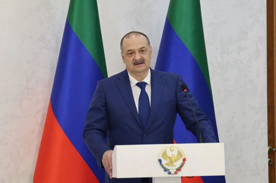 «Дорогие наши женщины! Для вас нет ничего невозможного