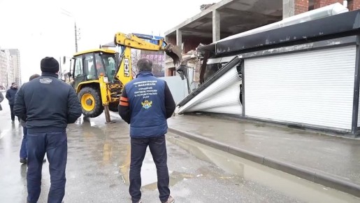 В Махачкале продолжается кампания по освобождению муниципальных земель от несанкционированных торговых точек