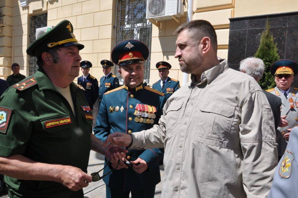 Александр Сладков: На фото отец и сын Астафьевы, Валентин Владимирович и Вадим Валентинович