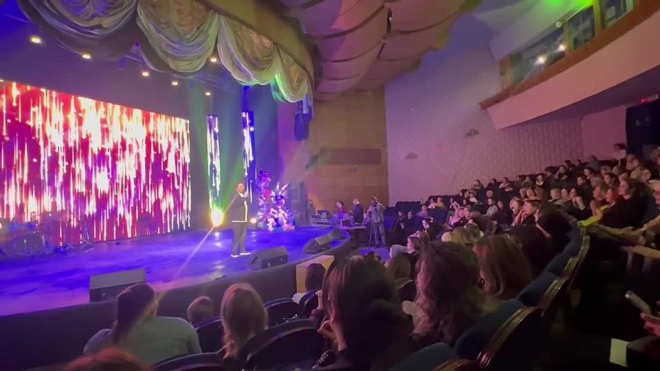 Объяснение в любви прекрасным женщинам!