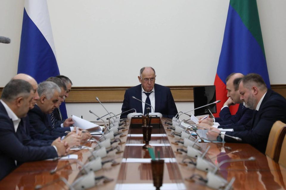 Работу Китляратинской больницы обсудили в Правительстве Дагестана