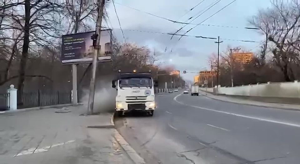 МБУ «Благоустройство» проводит комплексную уборку транспортных магистралей