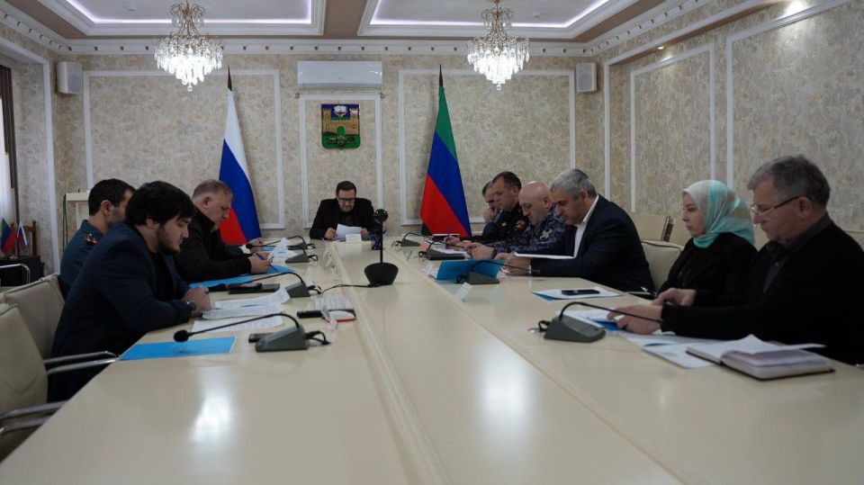 Корголи Корголиев провел заседание Антитеррористической комиссии