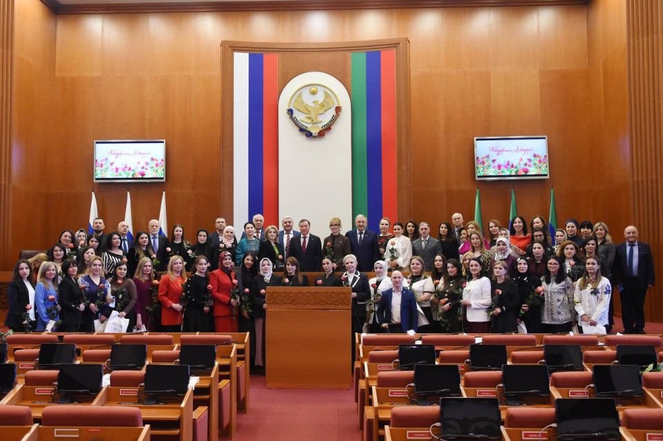 ����� � ������ ����������: ���� ���������� ��������� � ���������� �������� ��������� ��������