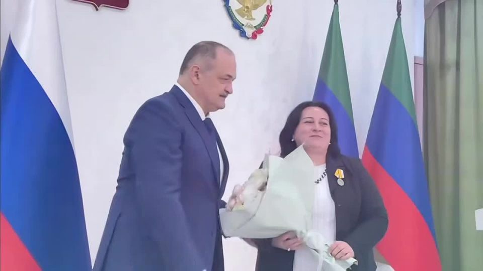 ������� ��������� ������ ��������� � ������������� ������� ����