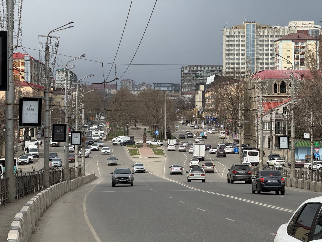 Почти 12 километров махачкалинских дорог планируют отремонтировать в 2026 году по нацпроекту Почти 12 километров махачкалинских дорог планируют отремонтировать в 2026 году по нацпроекту