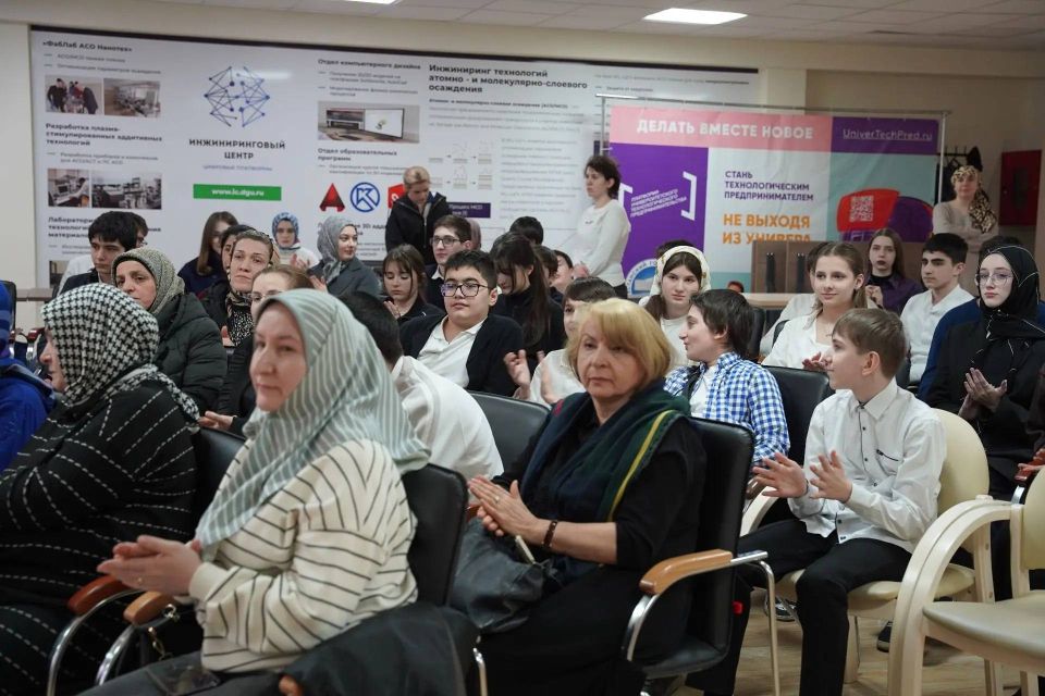 � ��������� ������ �������, ����������� ������������� ������ ��������� � ���� �������