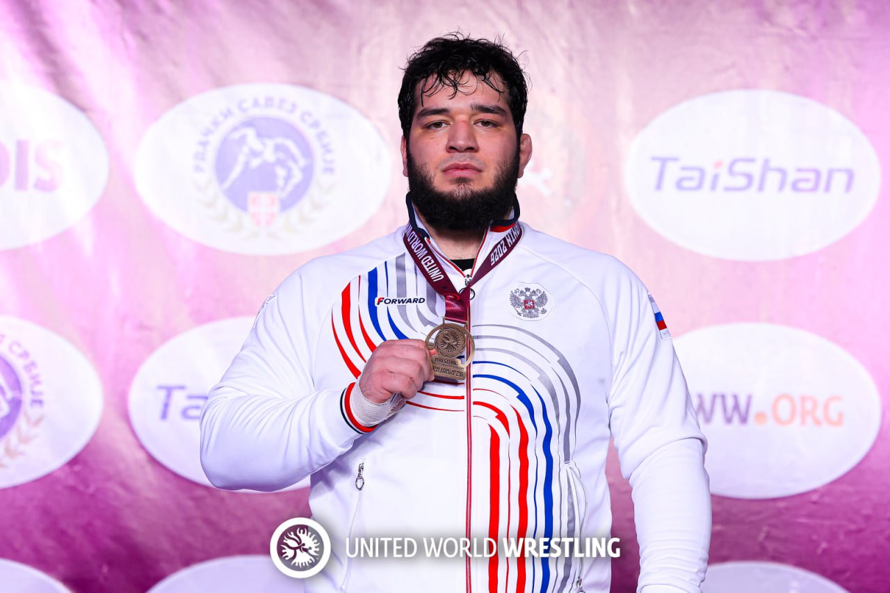 Сборная России по вольной борьбе среди юниоров до 23 лет уверенно финишировала на первом месте в общекомандном зачете Первенства Европы в Сербии Сборная России по вольной борьбе среди юниоров до 23 лет уверенно финишировала на первом месте в общекомандном зачете Первенства Европы в Сербии