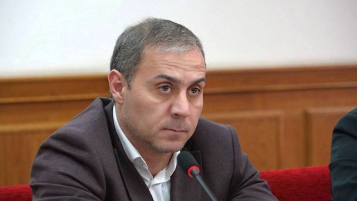 ������� ��������� ����� ��������� �� ����������� �������� ��������� � ���������