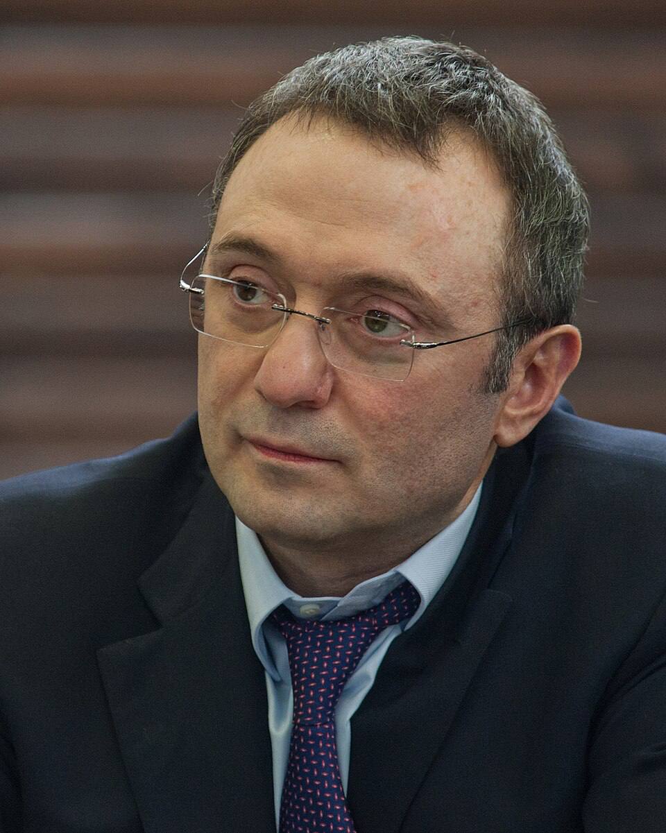 Уважаемый Сулейман Абусаидович! Примите самые искренние поздравления с Днём рождения!