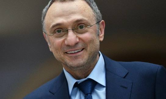 Ханлар Пашабеков: Президент России Владимир Владимирович Путин подписал указ о награждении сенатора Сулеймана Абусаидовича Керимова орденом «За заслуги перед Отечеством» IV степени