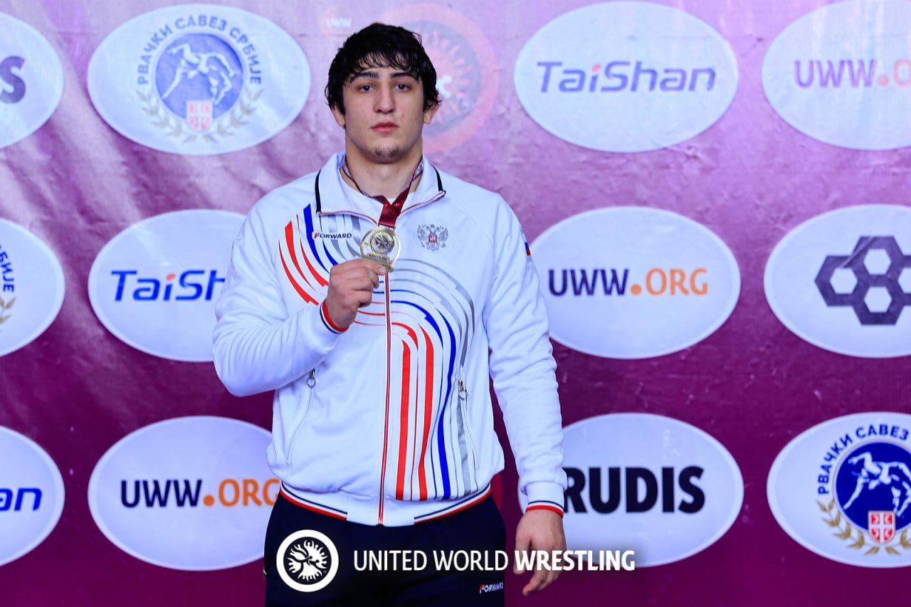 Сборная России по вольной борьбе среди юниоров до 23 лет уверенно финишировала на первом месте в общекомандном зачете Первенства Европы в Сербии Сборная России по вольной борьбе среди юниоров до 23 лет уверенно финишировала на первом месте в общекомандном зачете Первенства Европы в Сербии