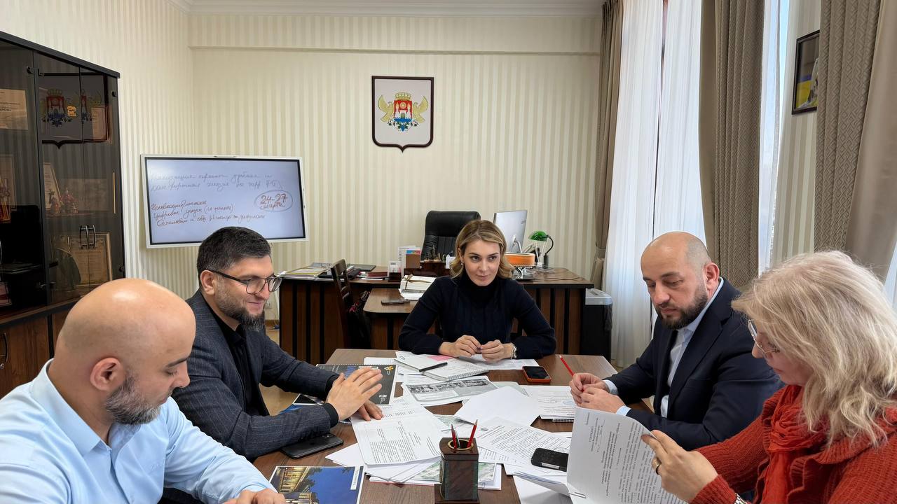 Эмилия Шахабутиновна: Создаем первую городскую молодежную инфраструктуру Эмилия Шахабутиновна: Создаем первую городскую молодежную инфраструктуру