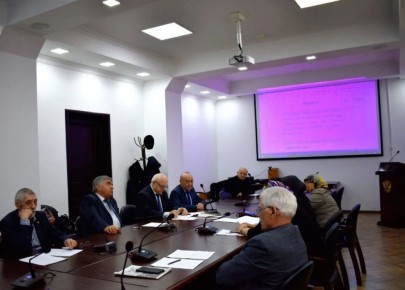 Заместитель председателя Комитета НС по образованию и науке Абдулвахид Лабазанов принял участие в заседании секции республиканской термино-орфографической комиссии по языкам Дагестана, которое прошло на площадке ДФИЦ РАН