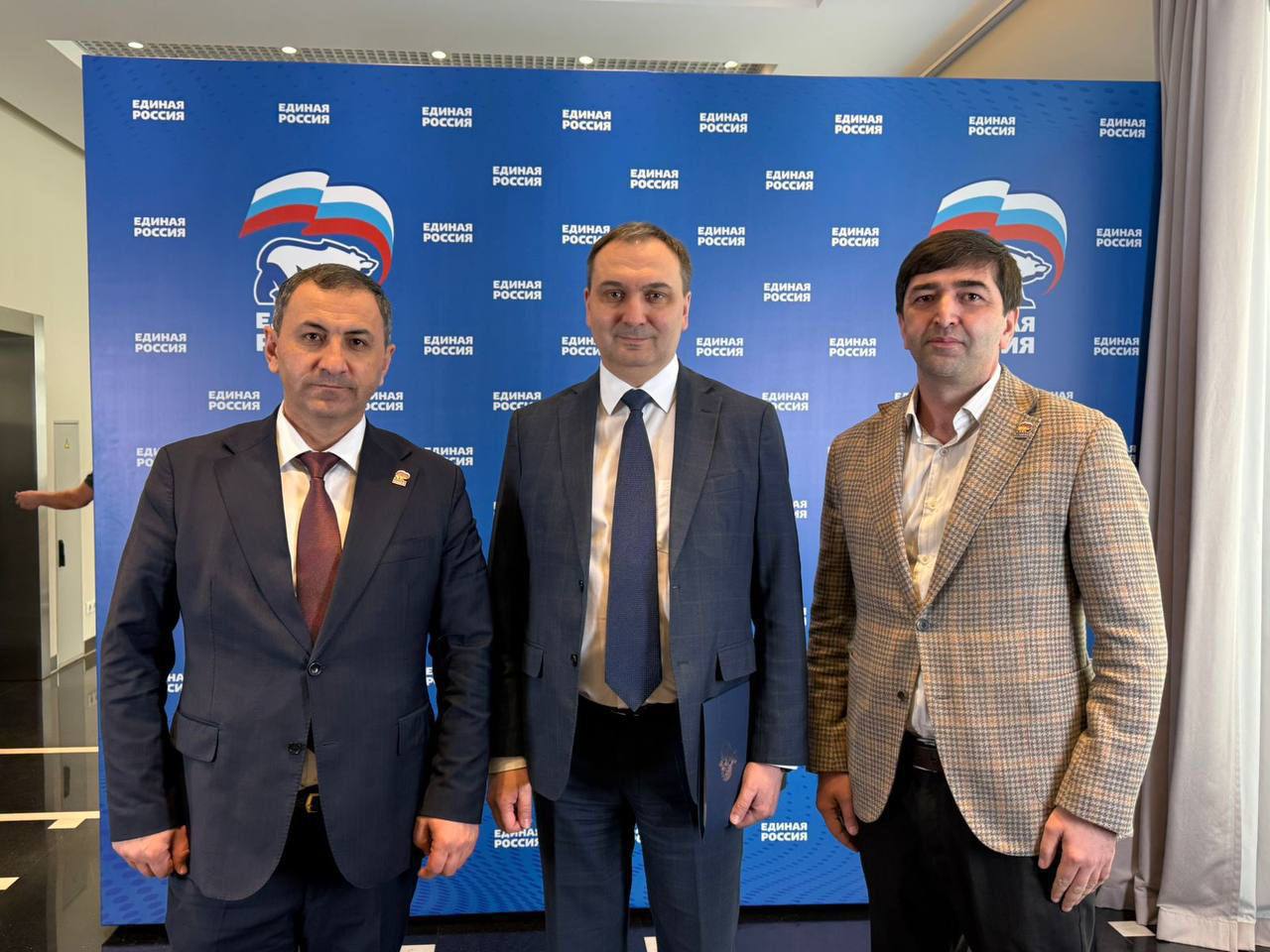 Хиби Алиев представил Дагестан на федеральном форуме партпроекта «Школа ЖКХ» в Москве Хиби Алиев представил Дагестан на федеральном форуме партпроекта «Школа ЖКХ» в Москве