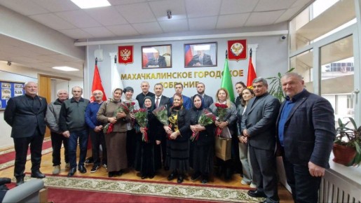 Председатель Собрания депутатов Махачкалы Хиби Алиев встретился с работниками жилищно-коммунального хозяйства столицы