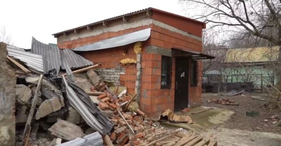 На улице Юсупа Акаева, 1 в Махачкале снесли самовольно возведённый гараж