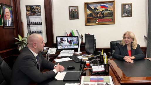 Зарема Бутаева прибыла с рабочим визитом в г.Дагогни