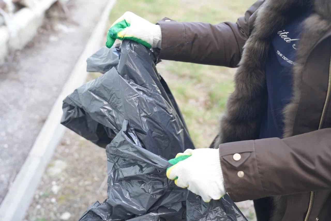 В преддверии Ураза-байрама сотрудники ЦУР Дагестана вышли на субботник В преддверии Ураза-байрама сотрудники ЦУР Дагестана вышли на субботник