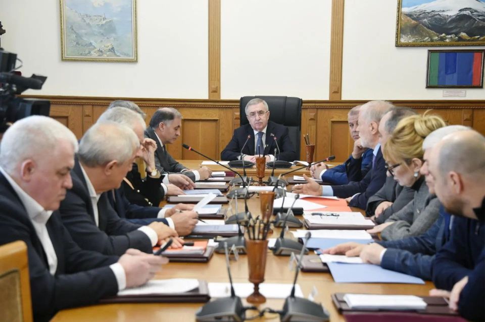 Президиум определил дату 54-й сессии Народного Собрания