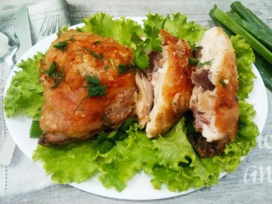 Сочные куриные бедрышки с хрустящей корочкой: идеальный рецепт для запекания