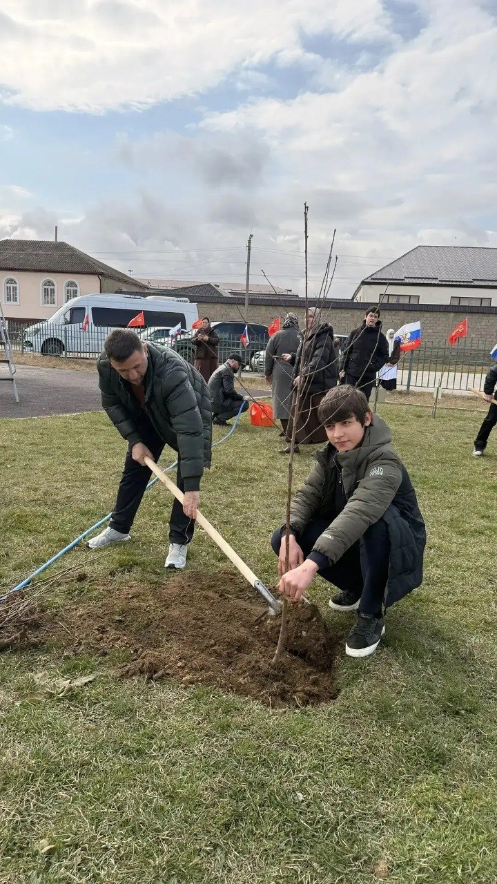 Учащиеся Коркмаскалинской школы приняли участие в акции «Сады памяти», посвящённой памяти погибших во время Великой Отечественной войны Учащиеся Коркмаскалинской школы приняли участие в акции «Сады памяти», посвящённой памяти погибших во время Великой Отечественной войны