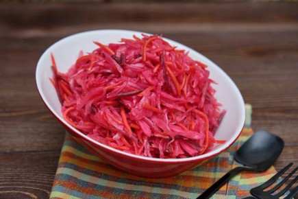 Насколько полезен витаминный салат с капустой?