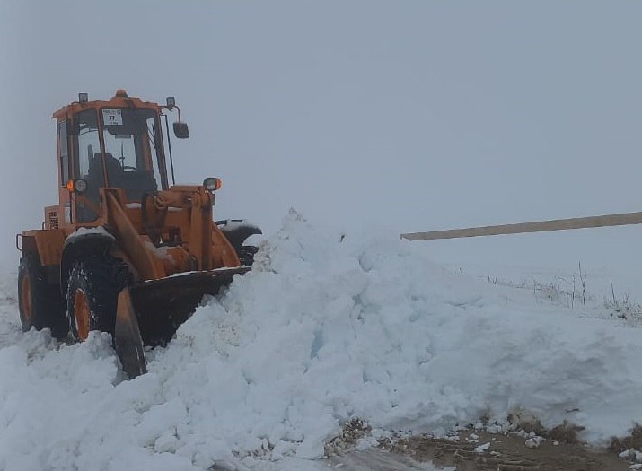 Дорожники Дагестана продолжают работы по содержанию и благоустройству дорог Дорожники Дагестана продолжают работы по содержанию и благоустройству дорог