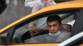 Новый закон: как мигрантов уволят из такси и службы доставки