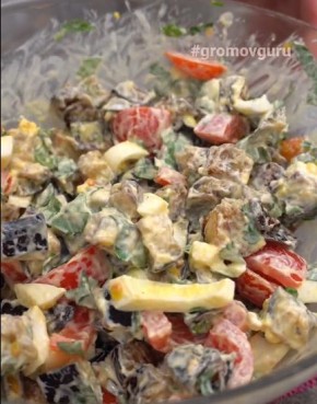 Новый взгляд на салат с баклажанами: хрустящая находка для вашего стола