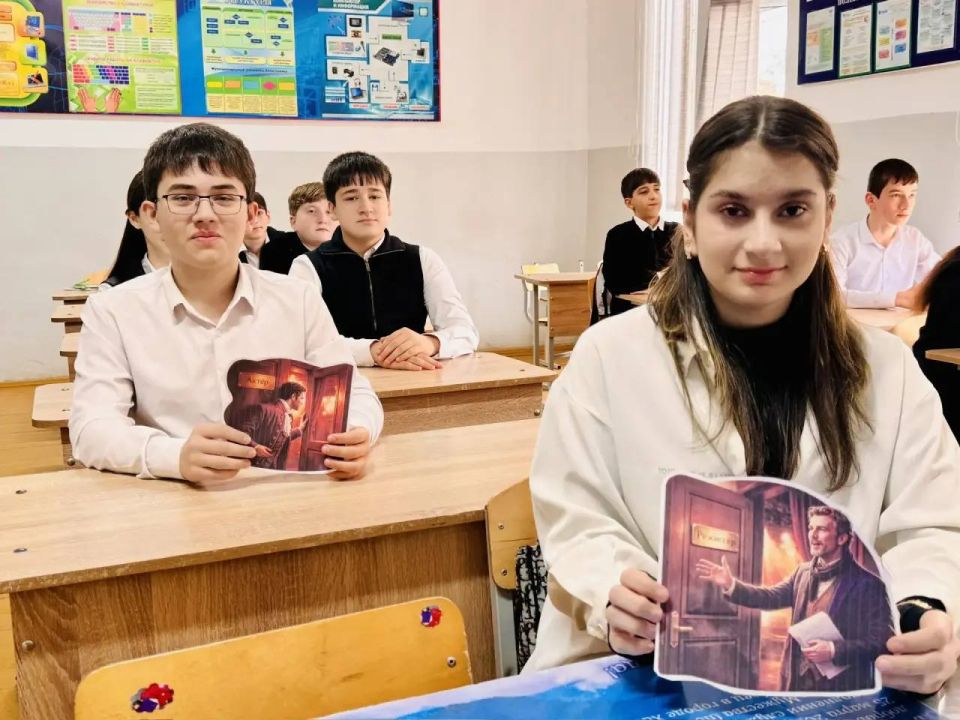 В Хасавюрте прошли «Разговоры о важном» посвящённые Большому театру и Международному дню театра