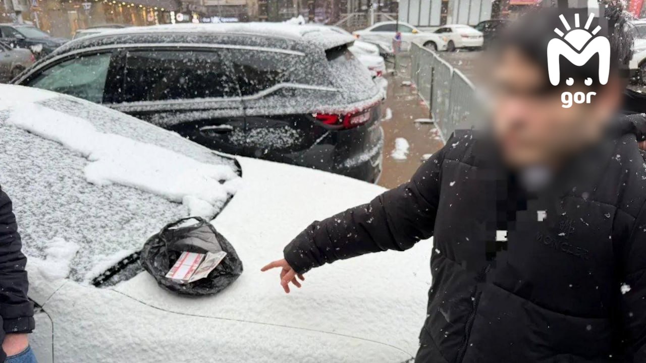 Подростки из Каспийска устроили секстинг с 20-летним парнем от имени девушки, а потом вымогали у него деньги Подростки из Каспийска устроили секстинг с 20-летним парнем от имени девушки, а потом вымогали у него деньги