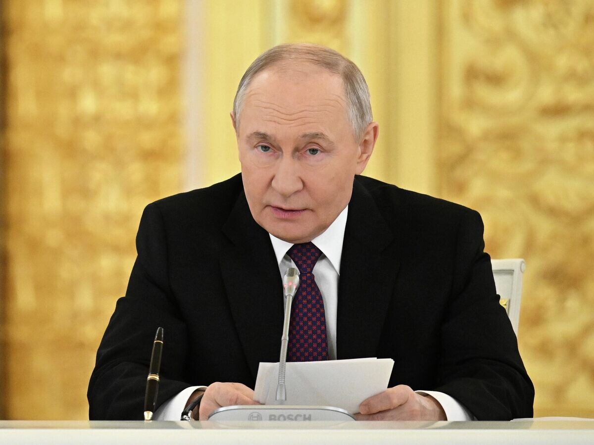 Поддержка семей и социальные инициативы: новые поручения Путина