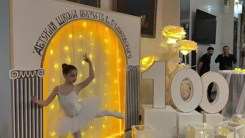 � ��� ������ � ������������ ��������������� ��������� ����������-������������� ������ ��. �. ���������� �������� ������������� ��������� ������� �100 ��� � ��������� ��� �������