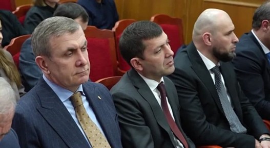 ������ ��������� �������� ���������� �� ������� ��� ����ϻ � �������� ���������