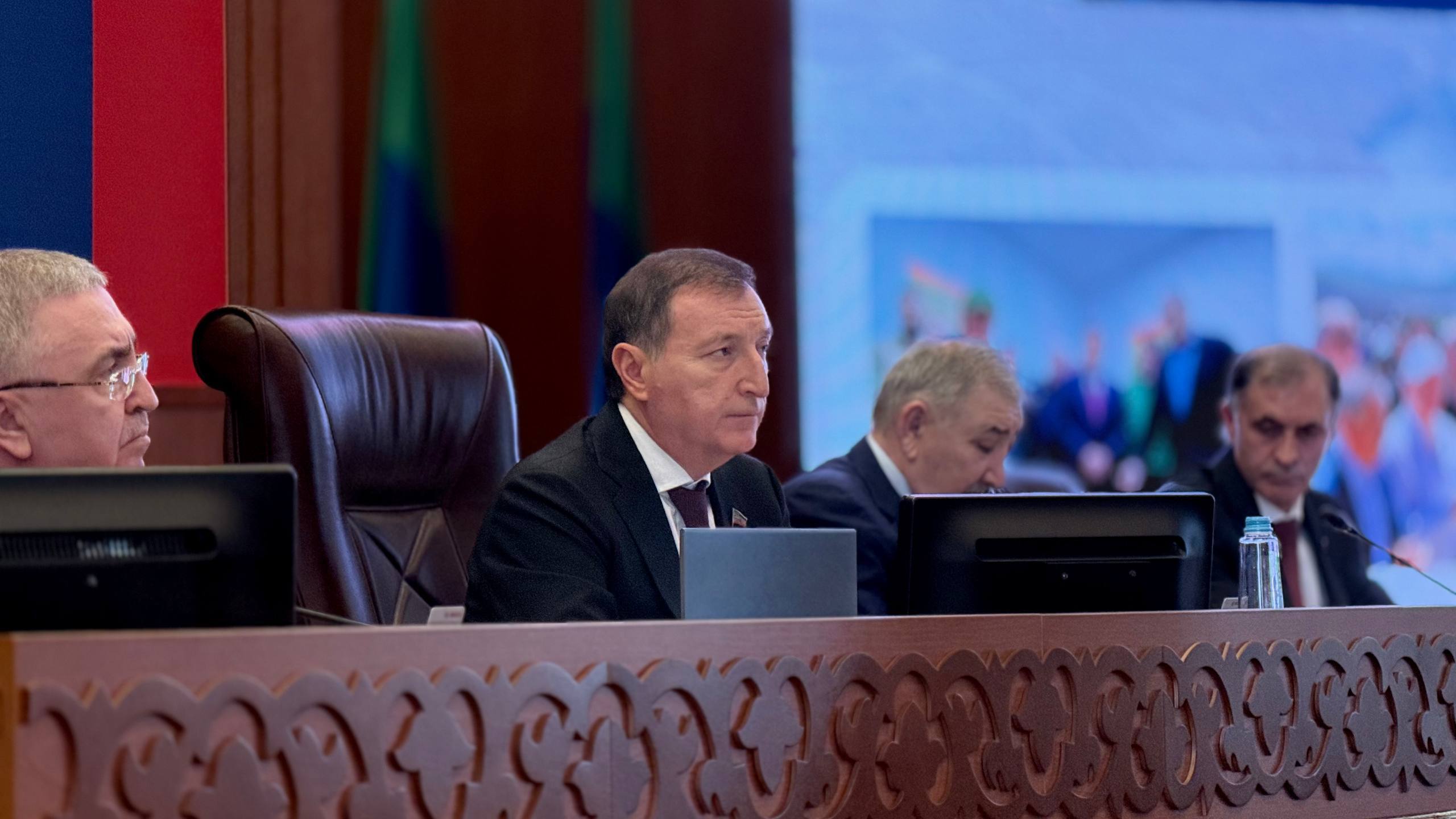 Заур Аскендеров прокомментировал отчет Правительства Республики Дагестан перед Народным Собранием РД