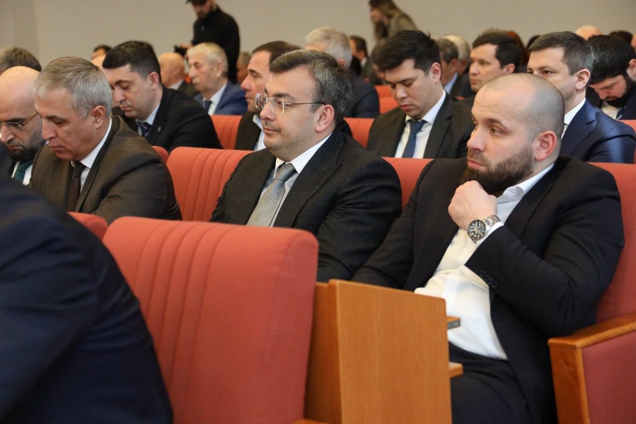 Владимир Путин о программе развития курортов «Пять морей и озеро Байкал»: Владимир Путин о программе развития курортов «Пять морей и озеро Байкал»: